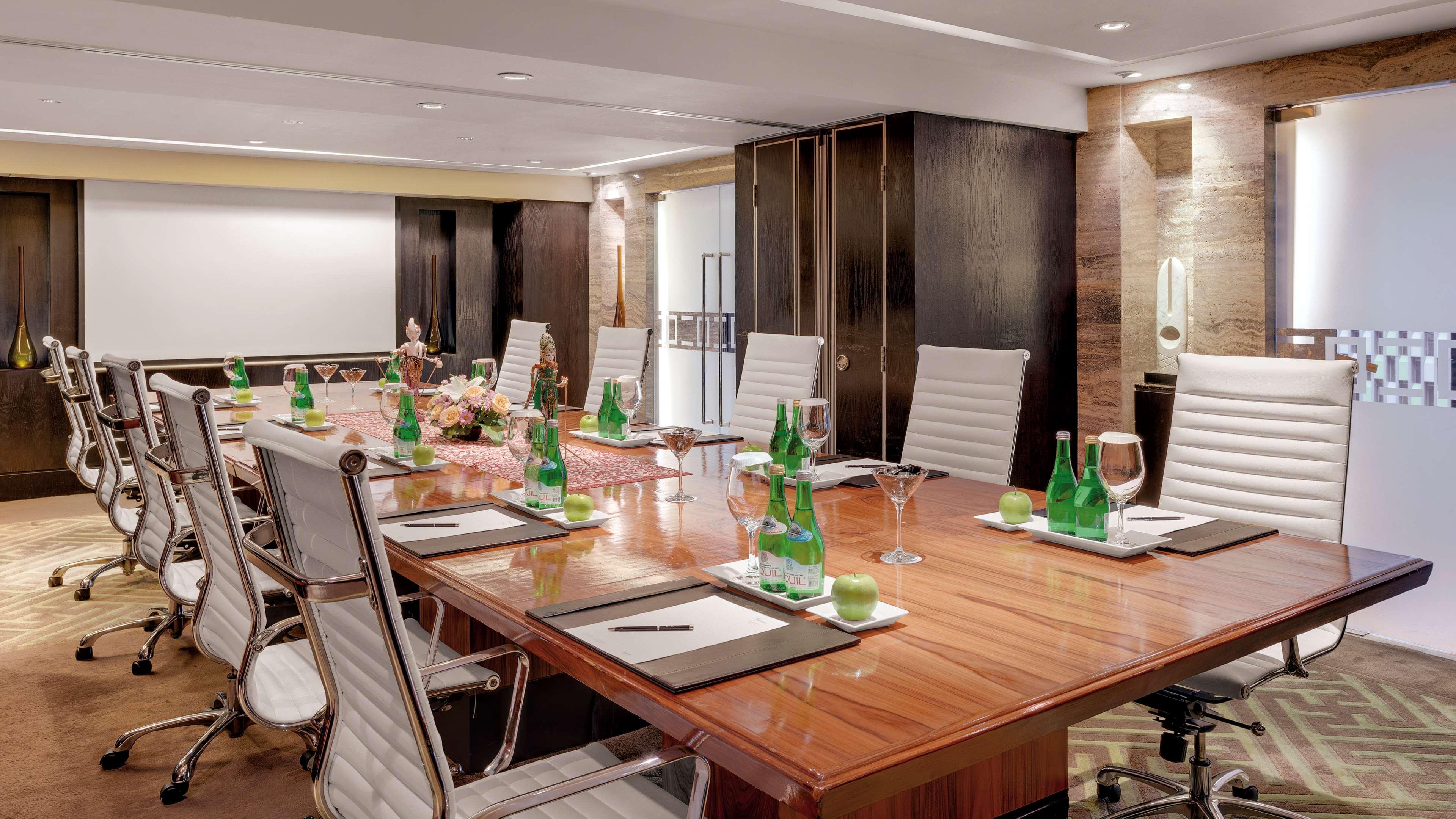 Hotel Indonesia Kempinski 5*